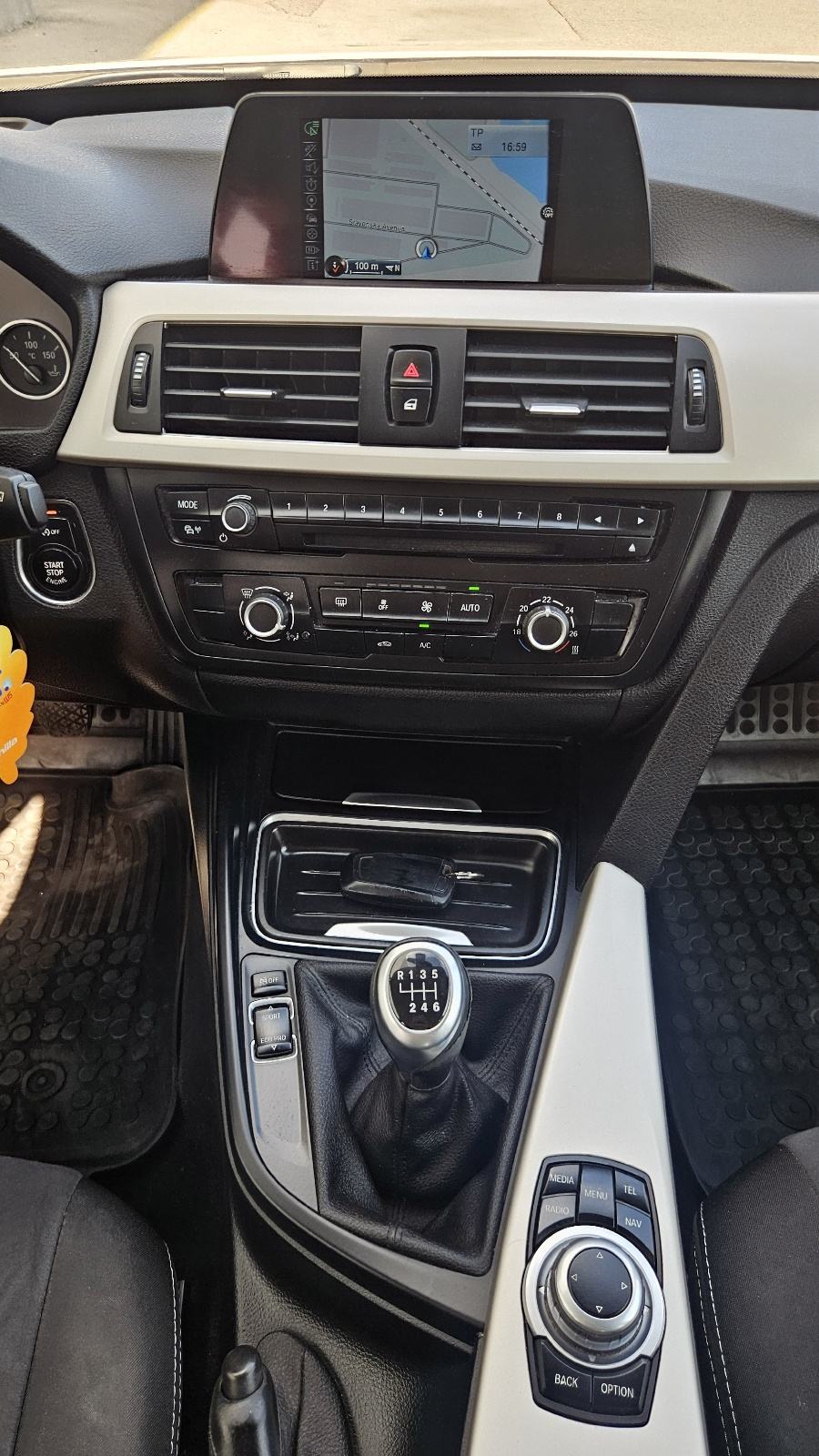 BMW Gran Turismo 318 d, fotografija 16