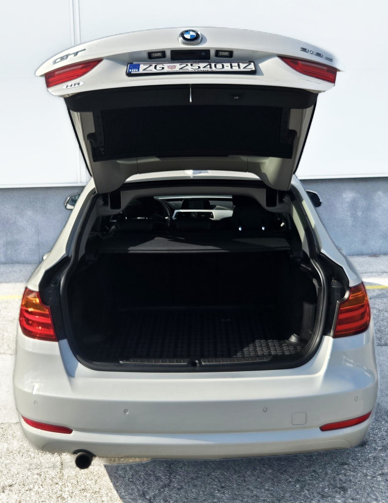 BMW Gran Turismo 318 d, fotografija 19