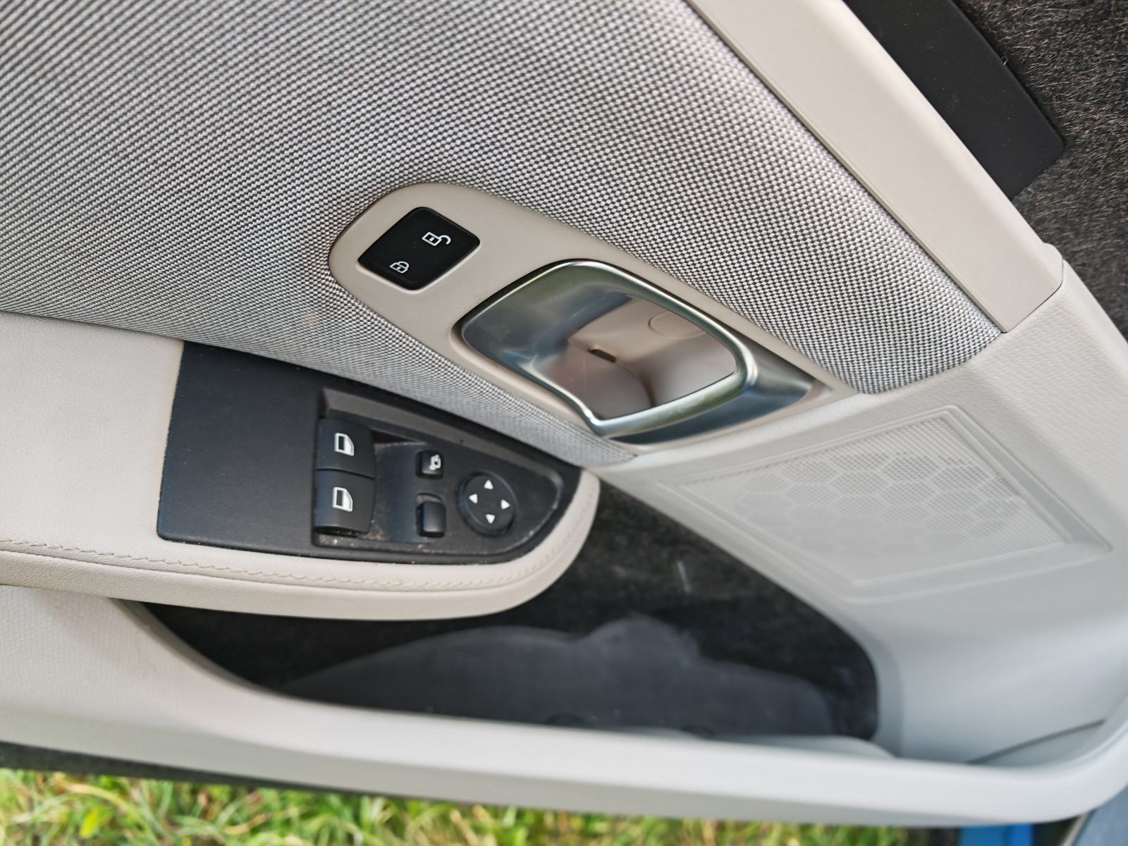 BMW i3 i3s automatik, fotografija 11