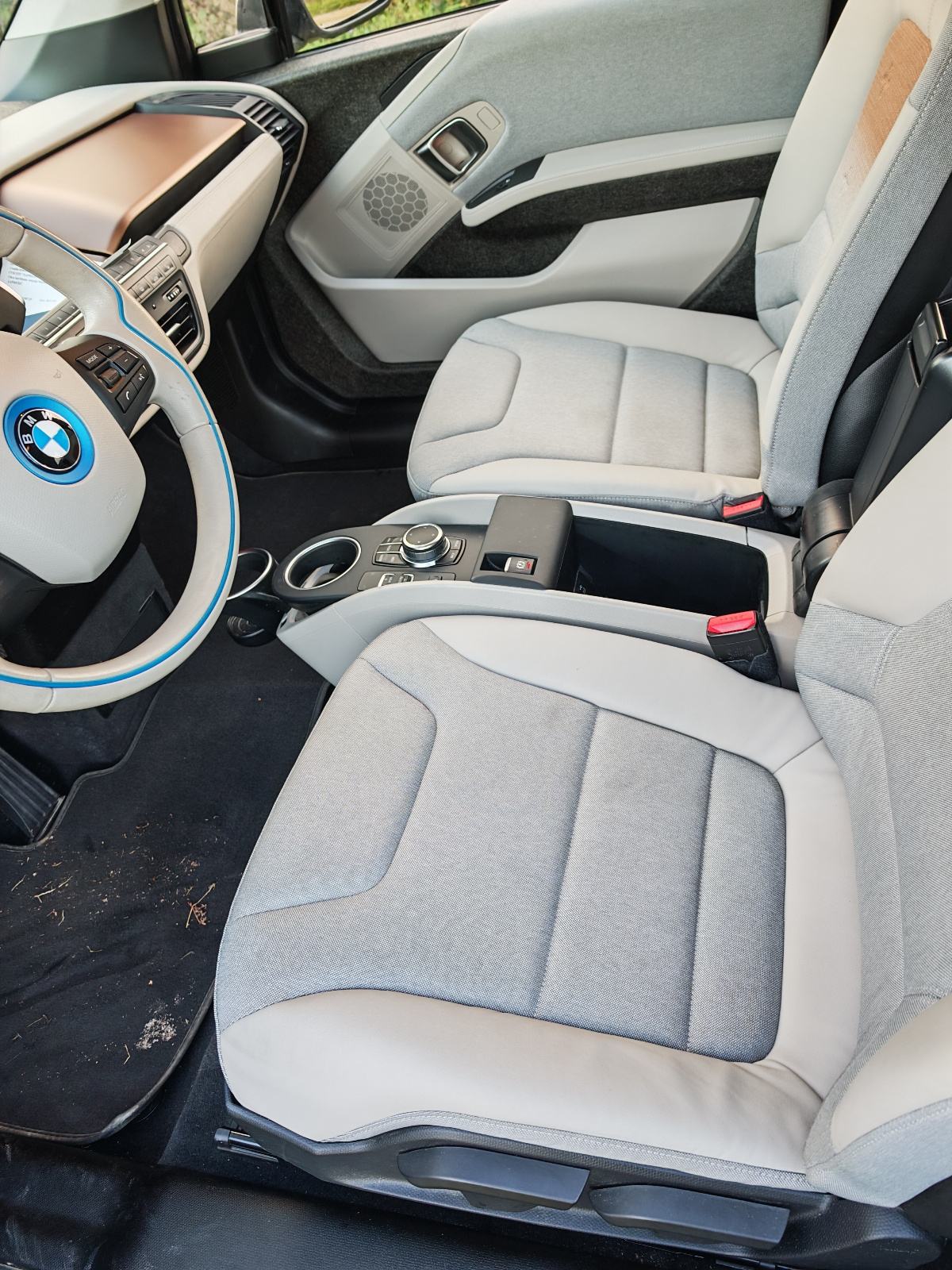 BMW i3 i3s automatik, fotografija 10