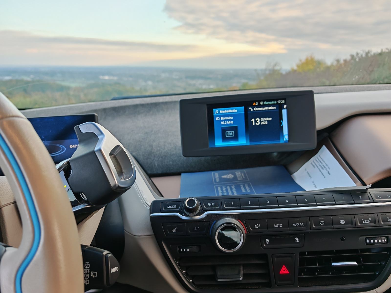 BMW i3 i3s automatik, fotografija 16