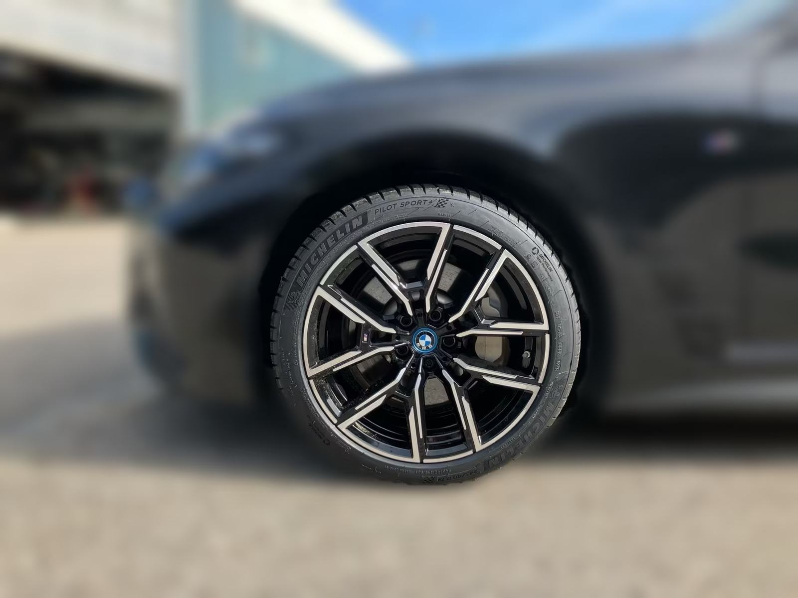 BMW i4 eDrive 35 Gran Coupe M-Sport _RJEŠAVAMO LEASING *, fotografija 4