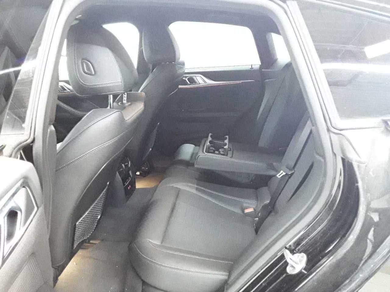 BMW i4 eDrive40 *40 g.uvozimo osobna i teretna vozila po želji*, fotografija 11
