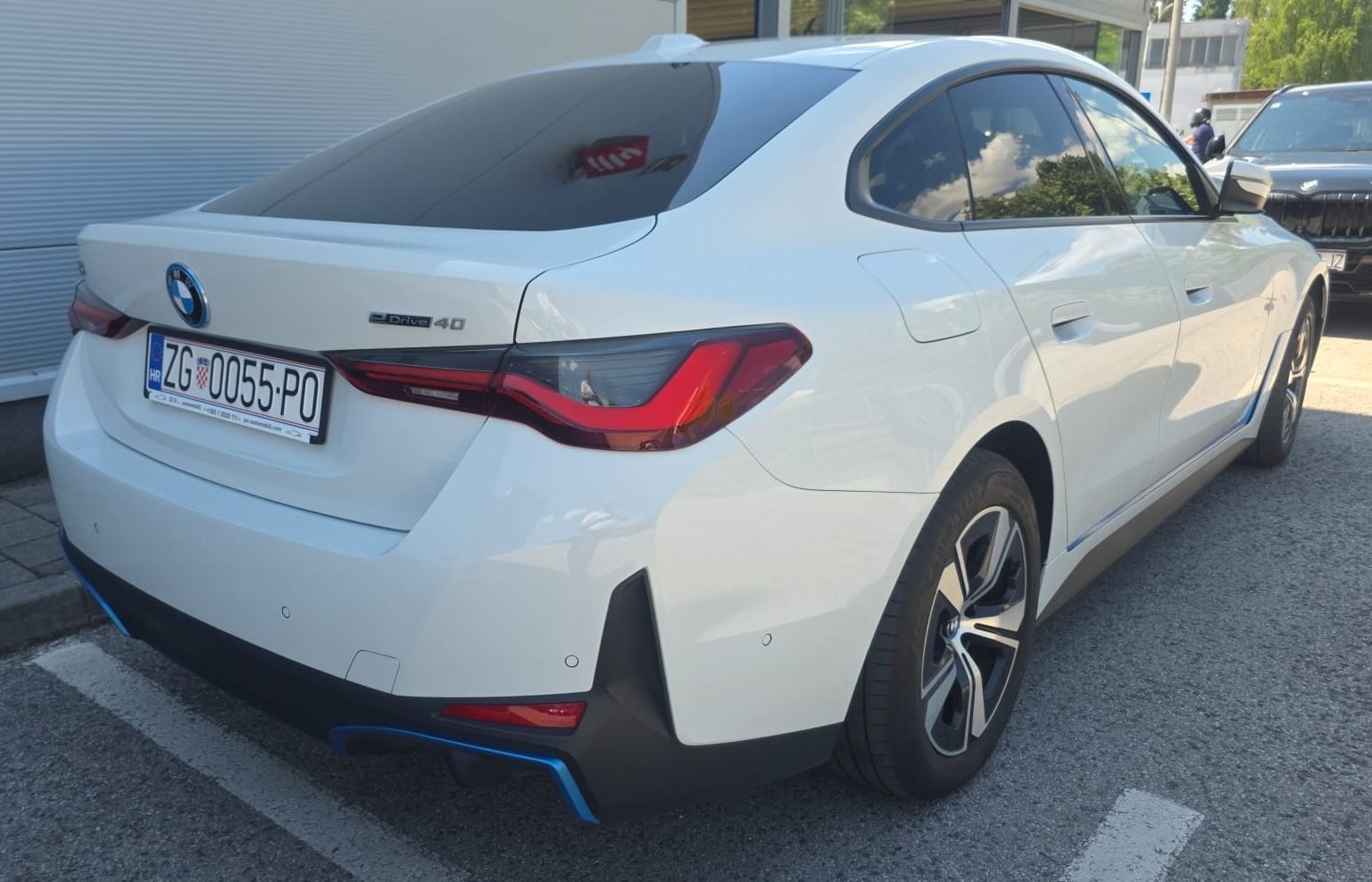 ➡️ BMW i4 eDrive40 84kWh VirtualCockpit LED NAVI PDC R-Cam Temp 2022., fotografija 5
