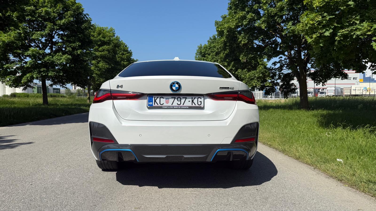 BMW i4 eDrive40 - Model M Sport, fotografija 4