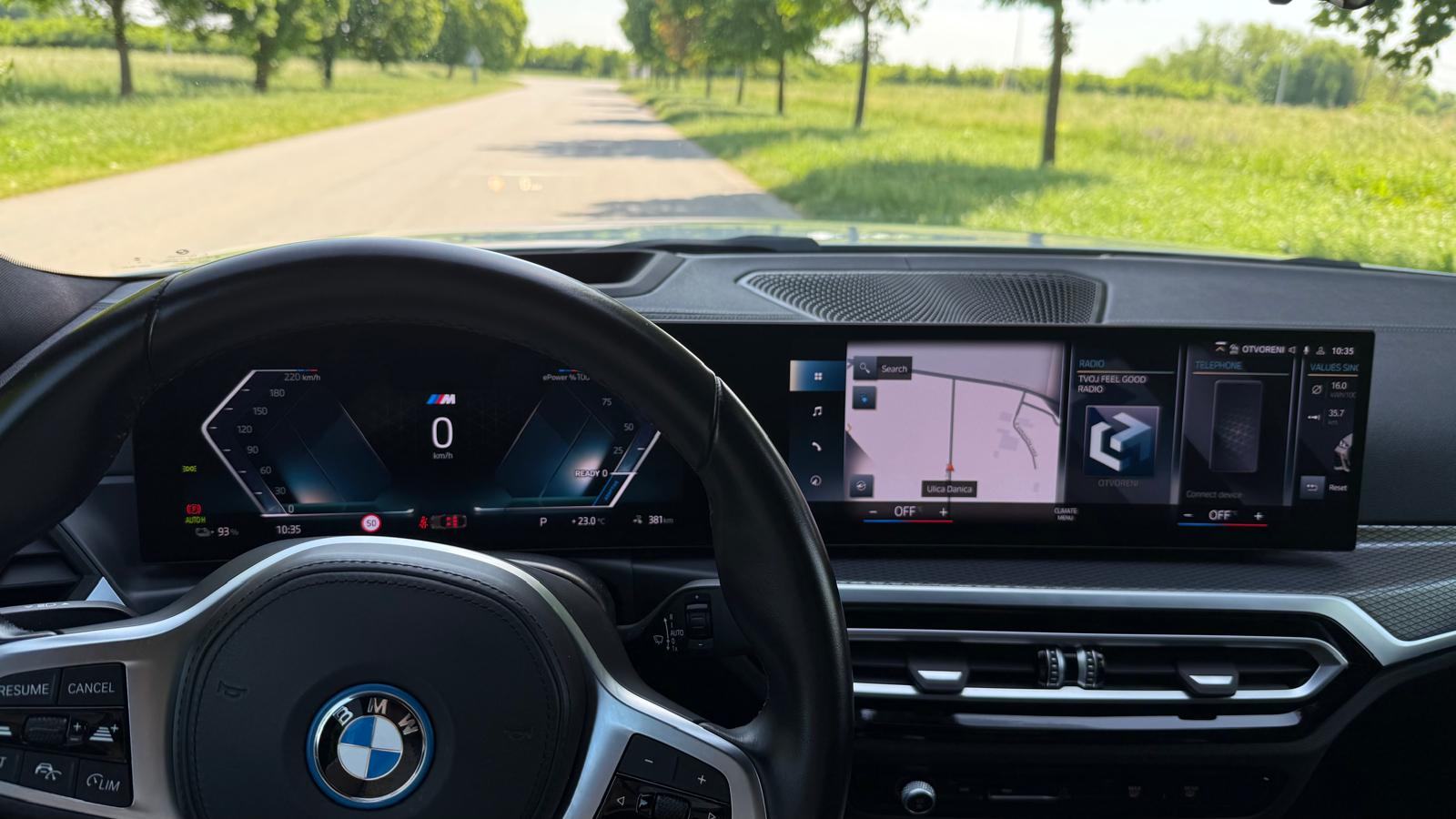BMW i4 eDrive40 - Model M Sport, fotografija 13