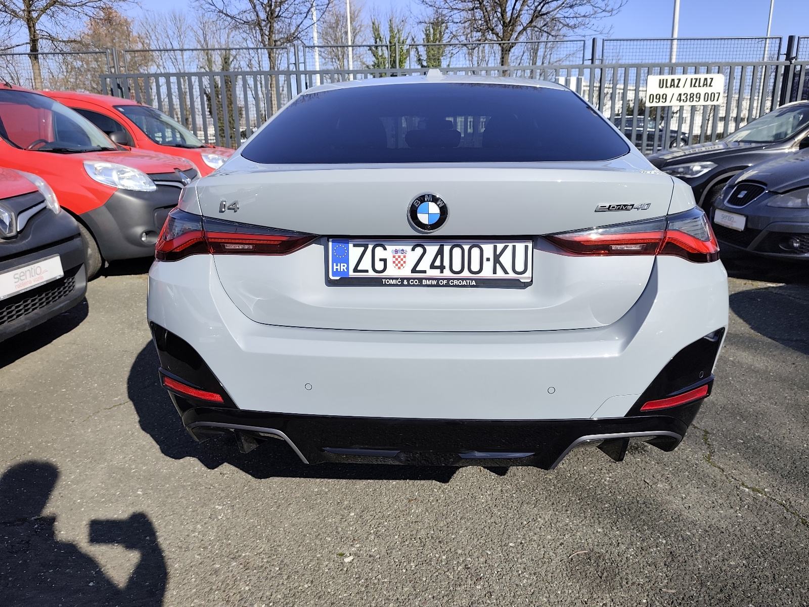 BMW i4 edrive40 ,M-Paket, NOVO ,450km,Garancija ,reg 02/2027, fotografija 5