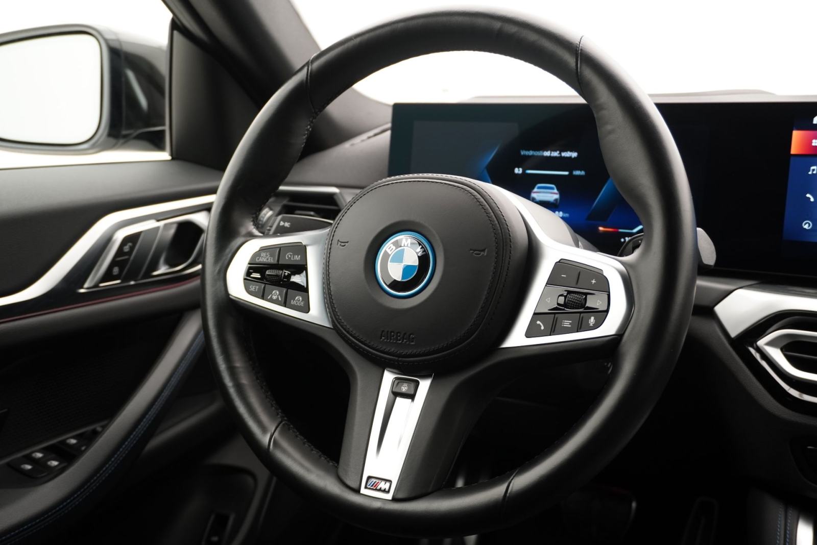 BMW i4 eDrive40 M Sport | Cjena uključuje troškove uvoza, fotografija 13