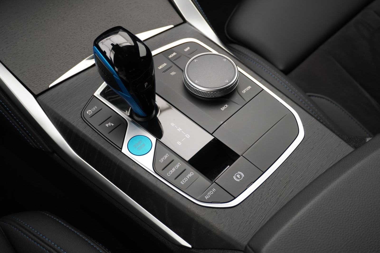 BMW i4 eDrive40 M Sport | Cjena uključuje troškove uvoza, fotografija 16