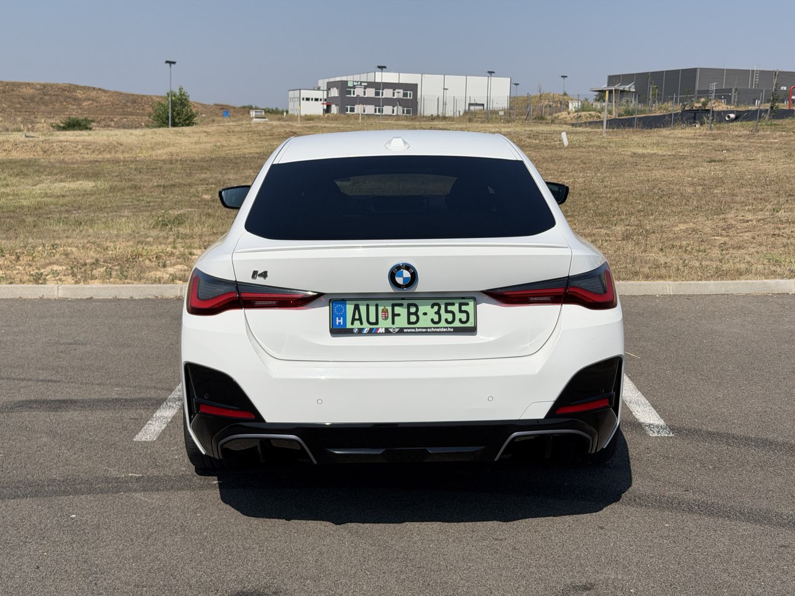 BMW i4 M50 2022., fotografija 10