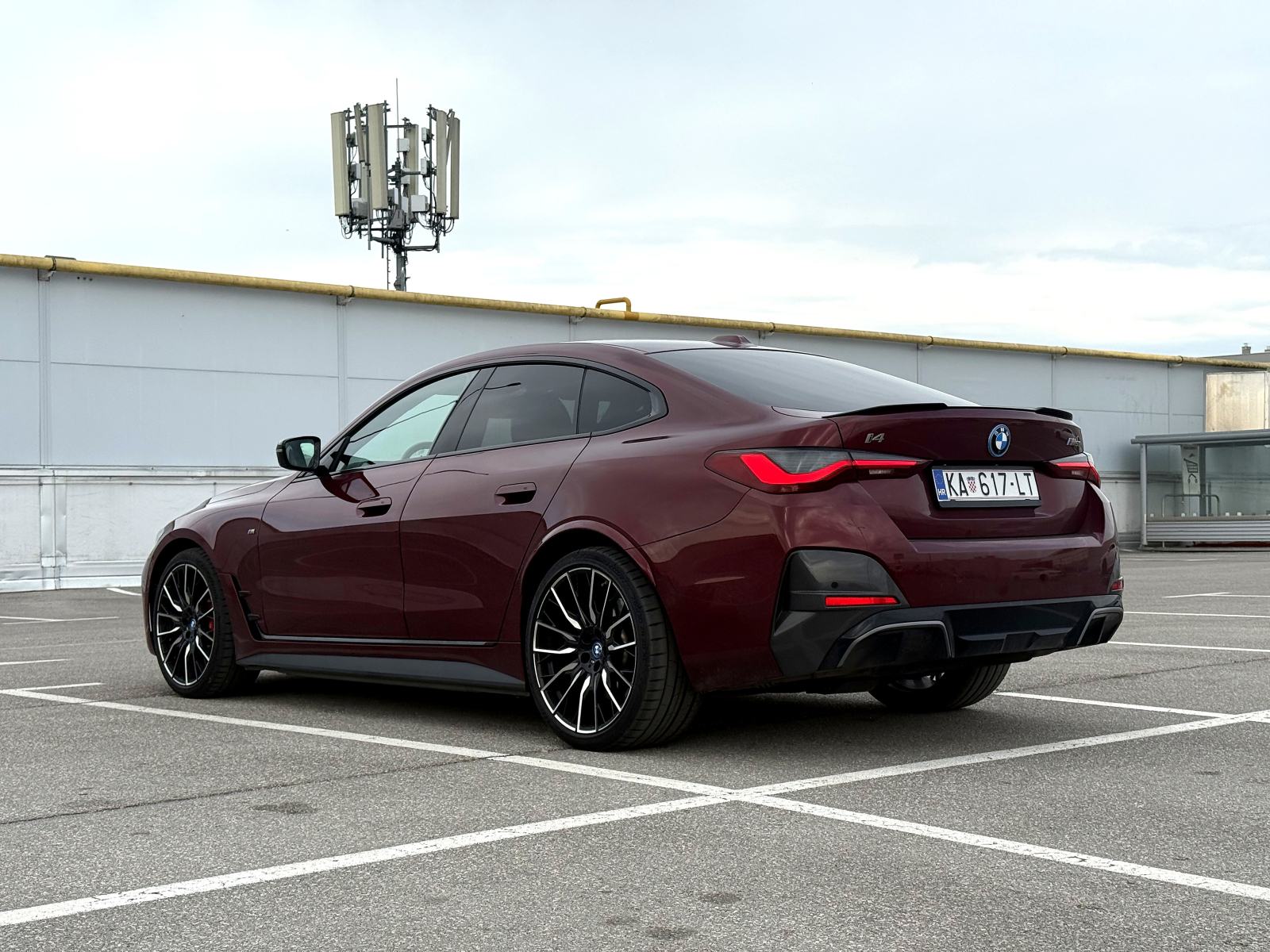 BMW i4 M50 FULL OPREMA (Harman Kardon, Carbon Pack, M Tech Pack, 20''), fotografija 6
