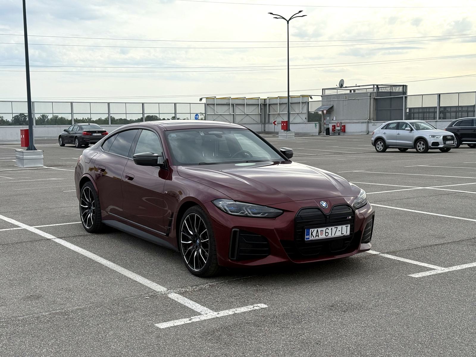 BMW i4 M50 FULL OPREMA (Harman Kardon, Carbon Pack, M Tech Pack, 20''), fotografija 2
