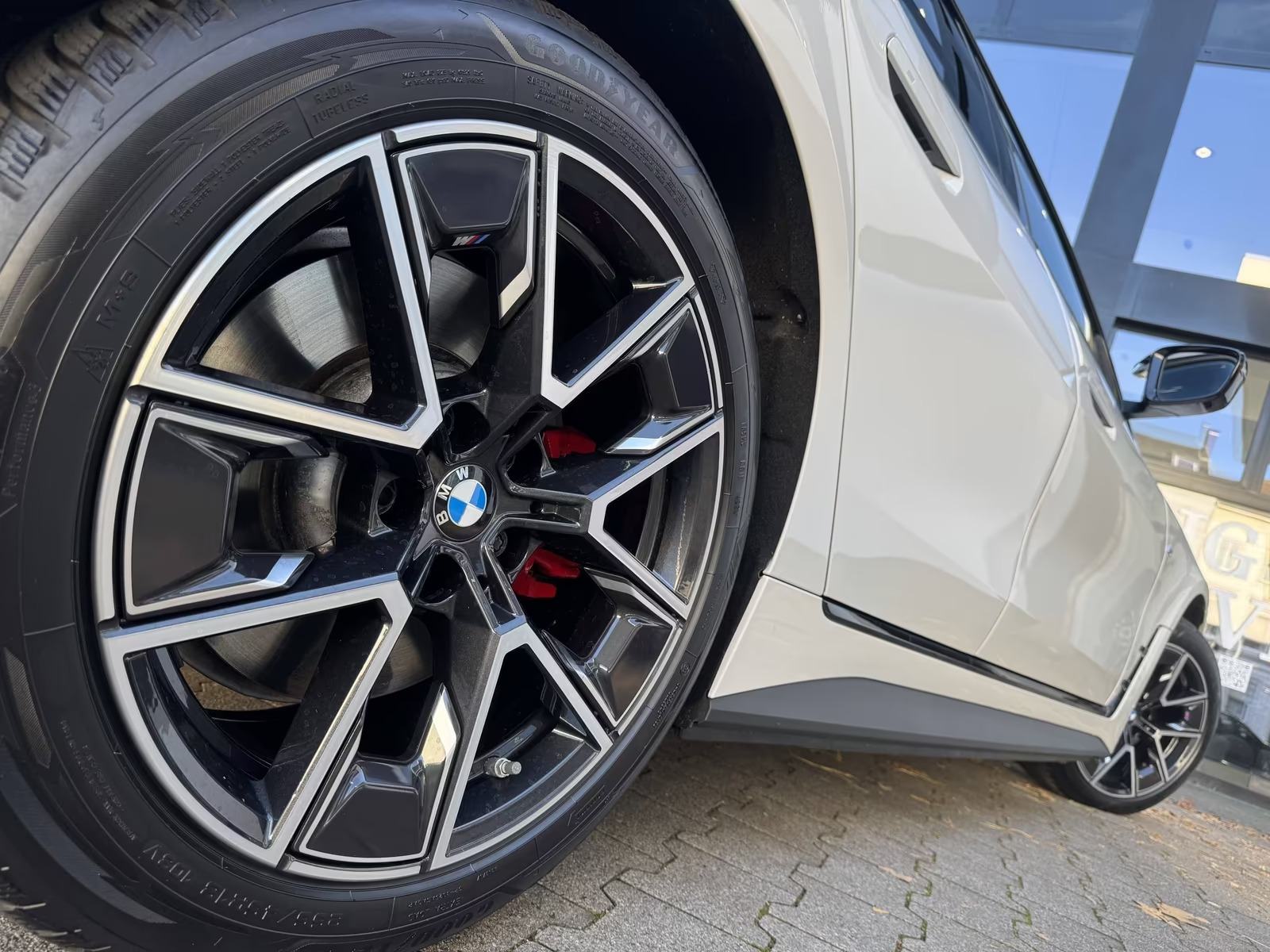 BMW i4 M50 xDrive LCI M-SPORT PRO 84kWh WLTP 521KM HUD CARBON, fotografija 3
