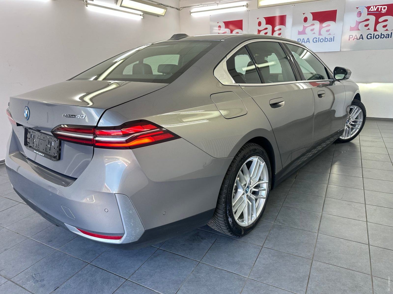 BMW i5 eDrive40 LUKSENBURG.KAMERA.KOŽA.LED. 360 POGLED, pogled izvana - slika 4
