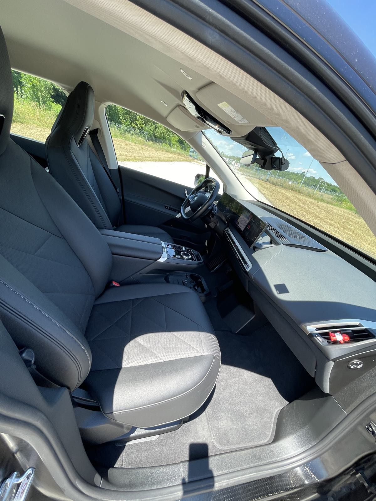 BMW iX xDrive40 2022, 67700km, Jamstvo, Top stanje, fotografija 9