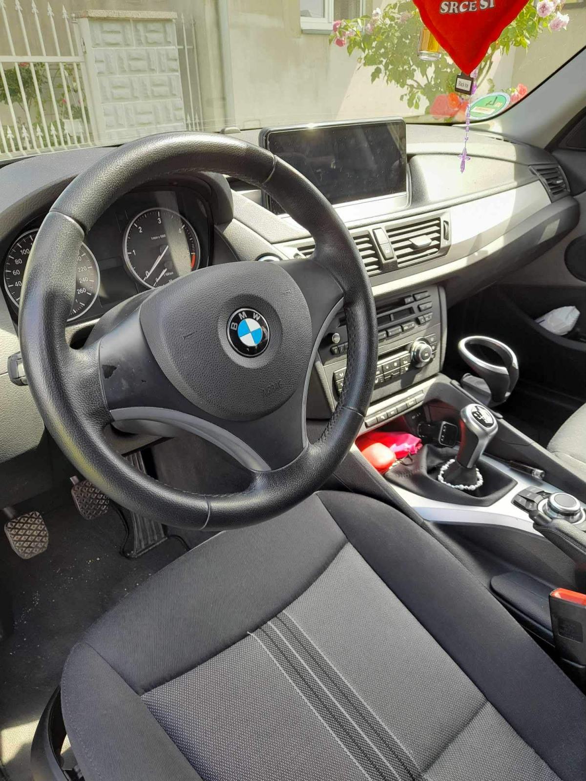 BMW X1 1.8d sDrive, fotografija 10