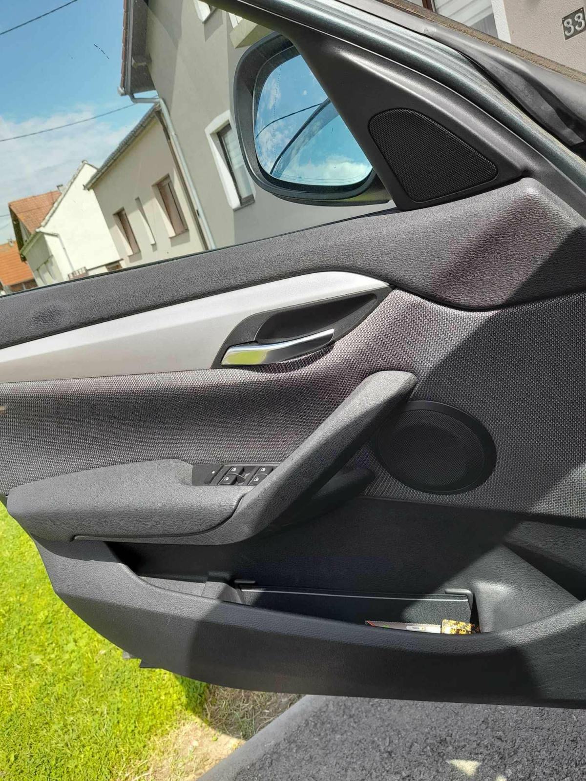 BMW X1 1.8d sDrive, fotografija 9