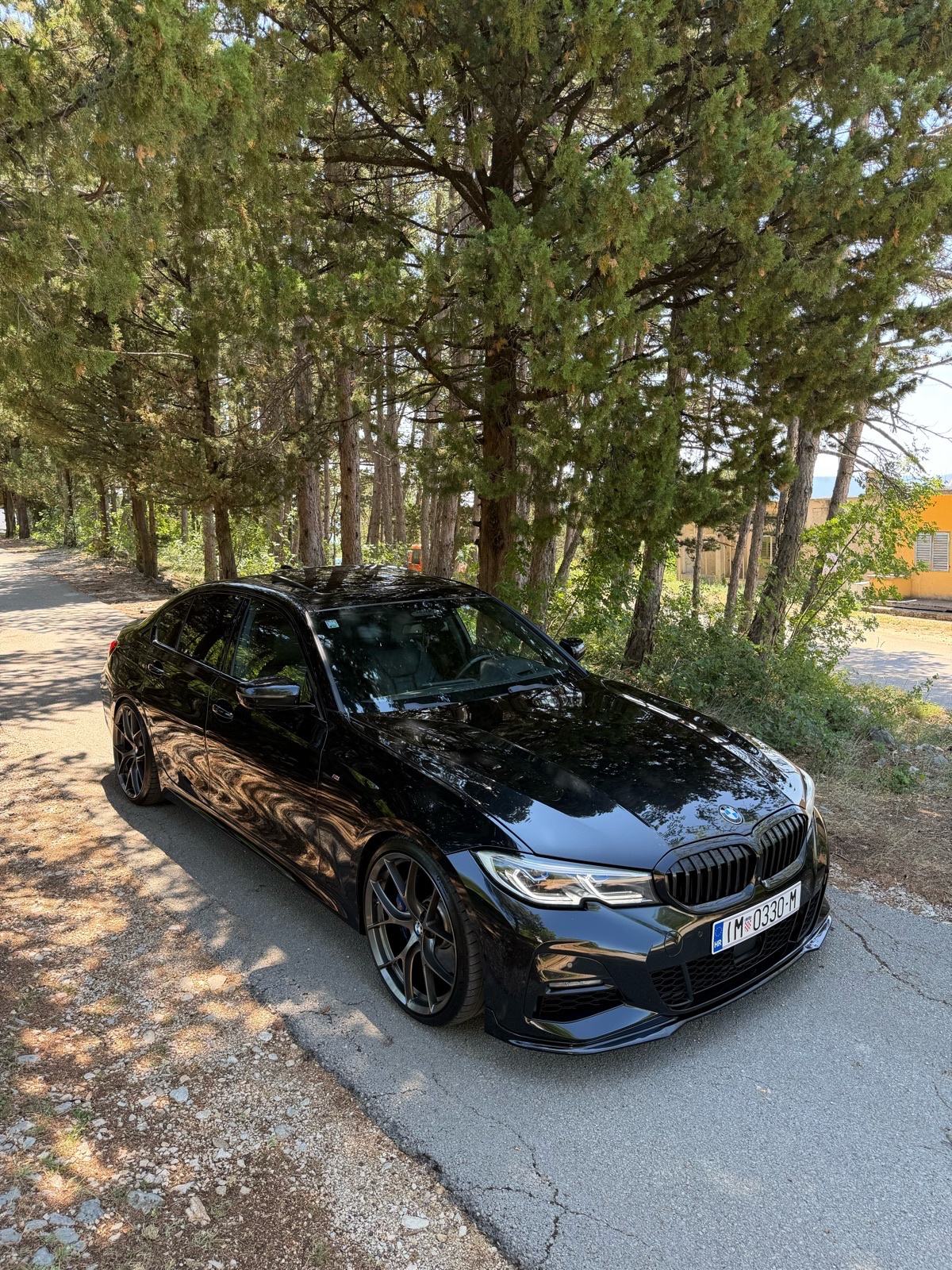 BMW M 330d SCHMICKLER PERFORMANCE , Laser, Kamere 360 TOP STANJE, pogled izvana - slika 2