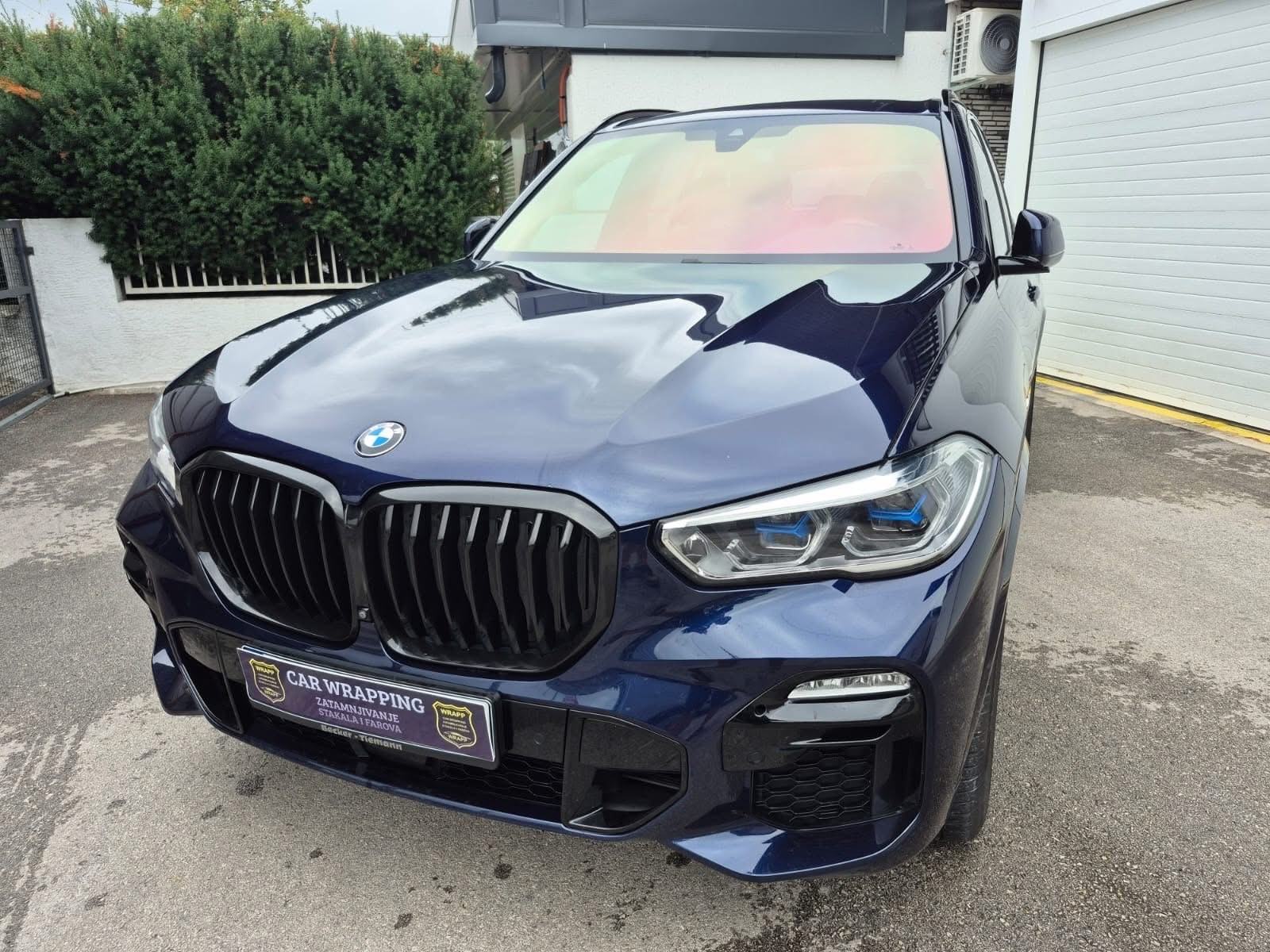BMW M X5 - xDrive45e, fotografija 2
