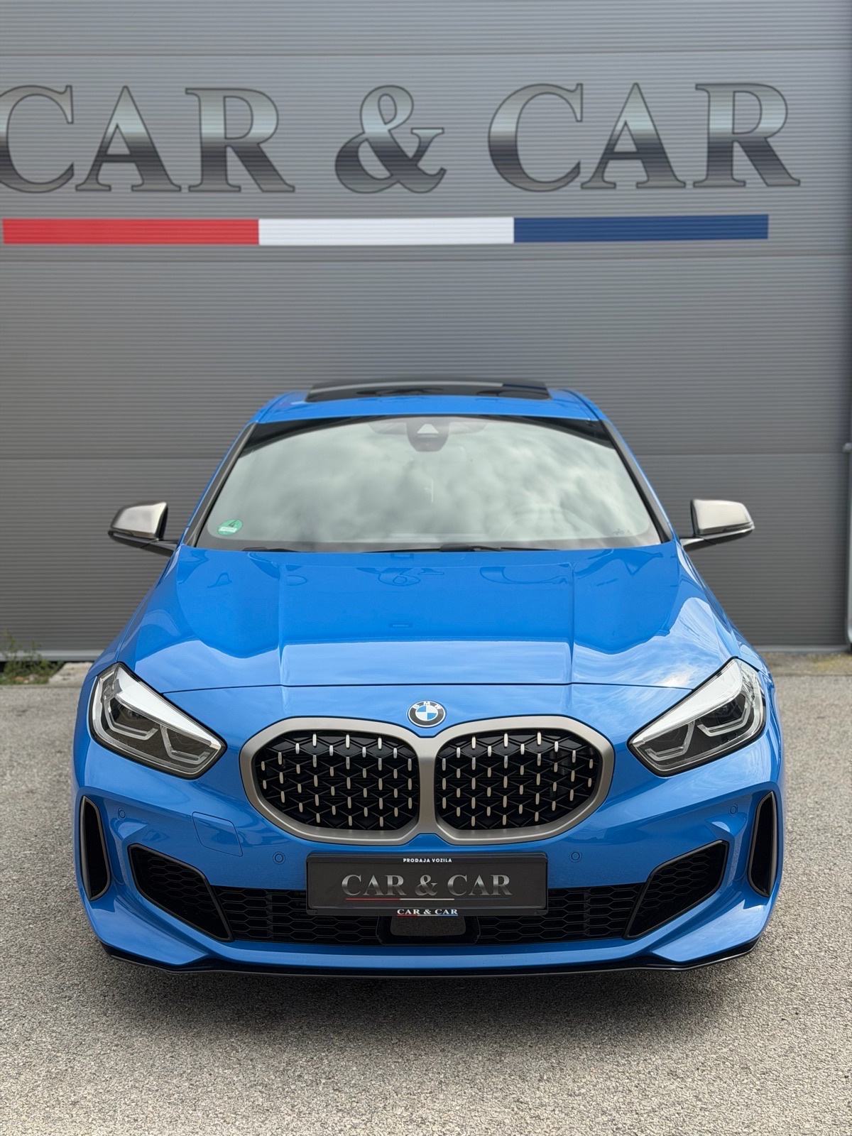 BMW M135i, automatik, xDrive, panorama, head up…, fotografija 2