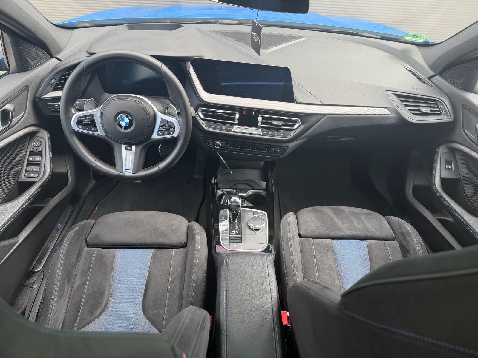 BMW M135i, automatik, xDrive, panorama, head up…, fotografija 9