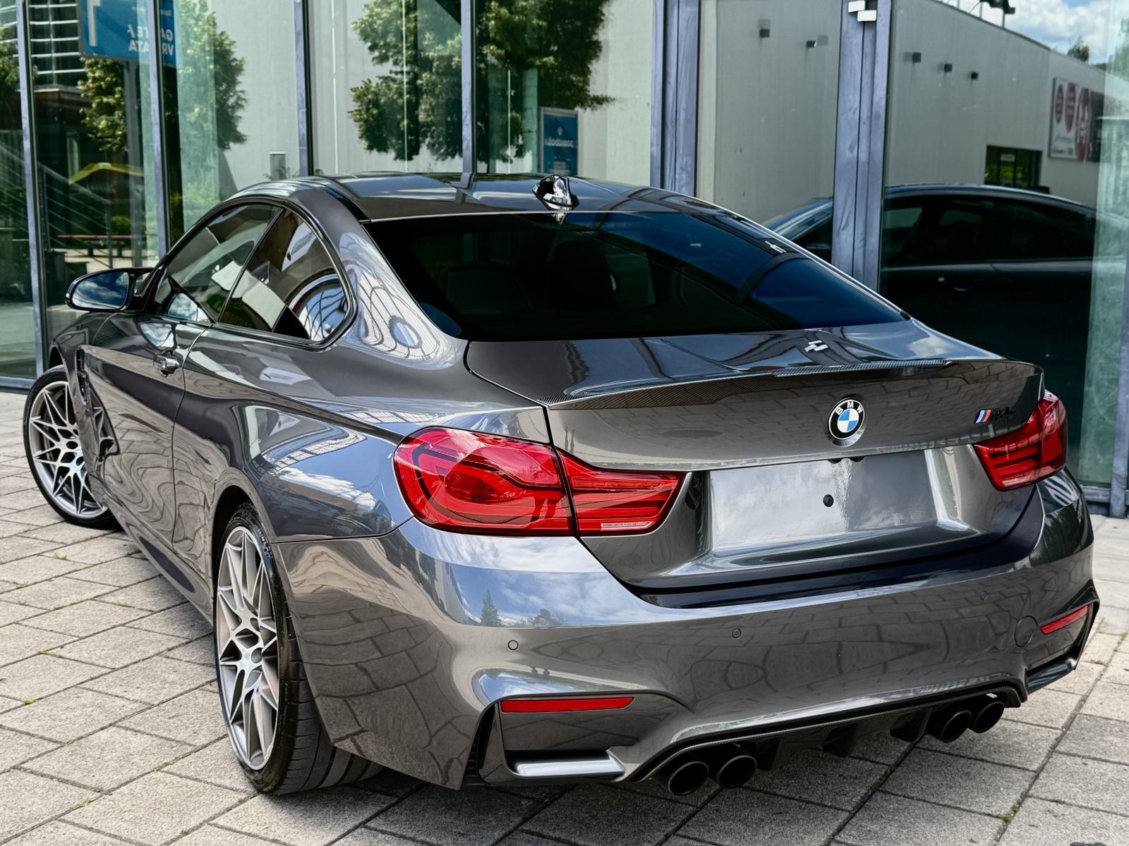 BMW M4 LCI Competition U PRVI BOJI, fotografija 7