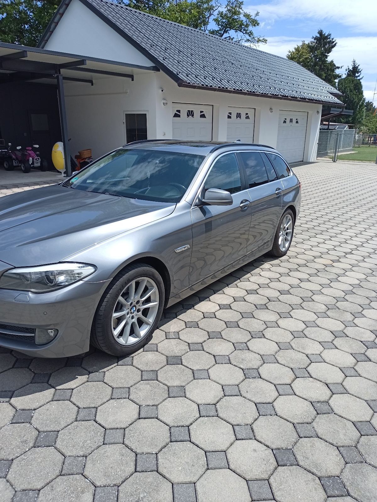BMW M5 520d automatik, pogled izvana - slika 2
