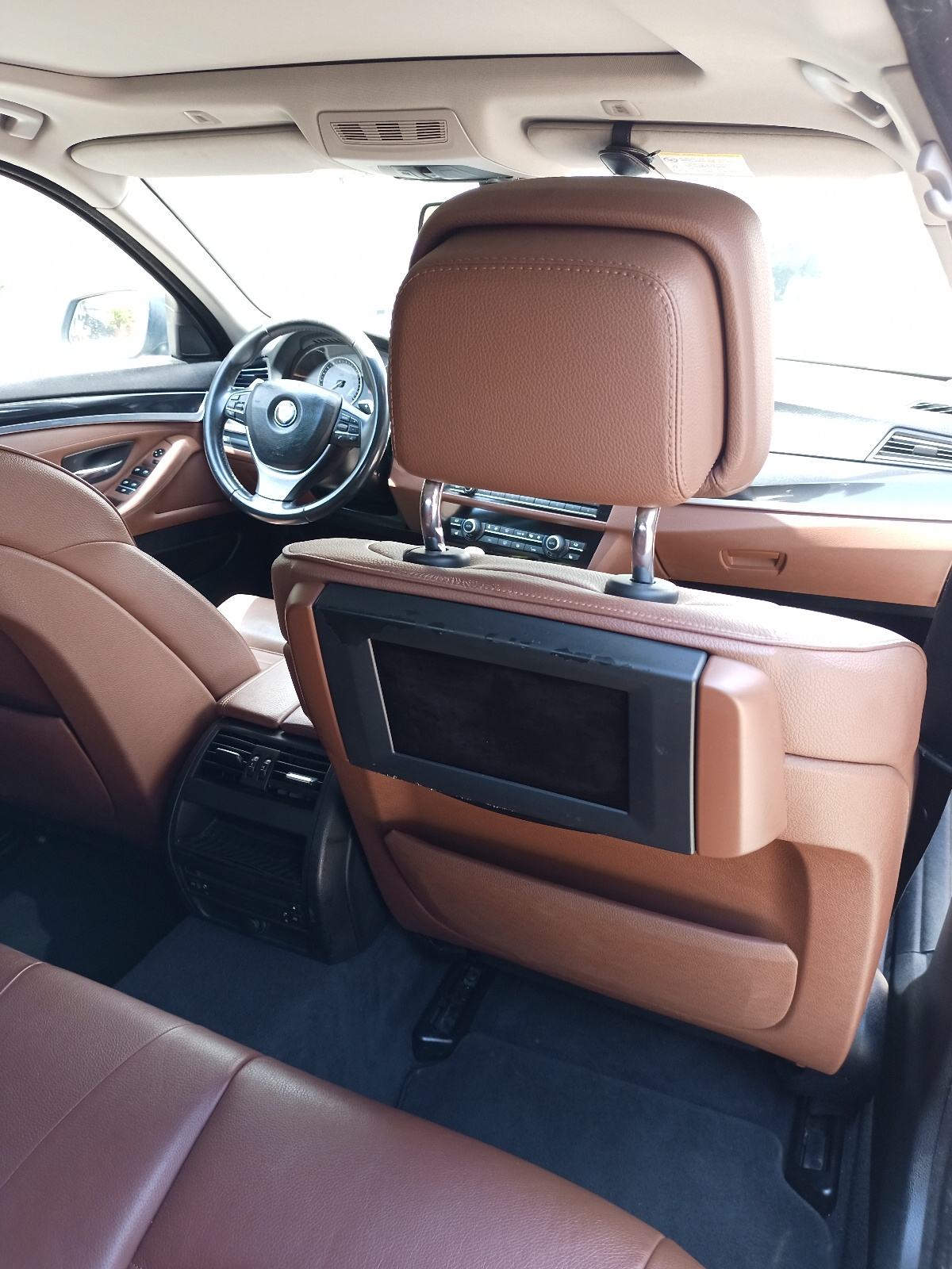 BMW M5 520d automatik, fotografija 7