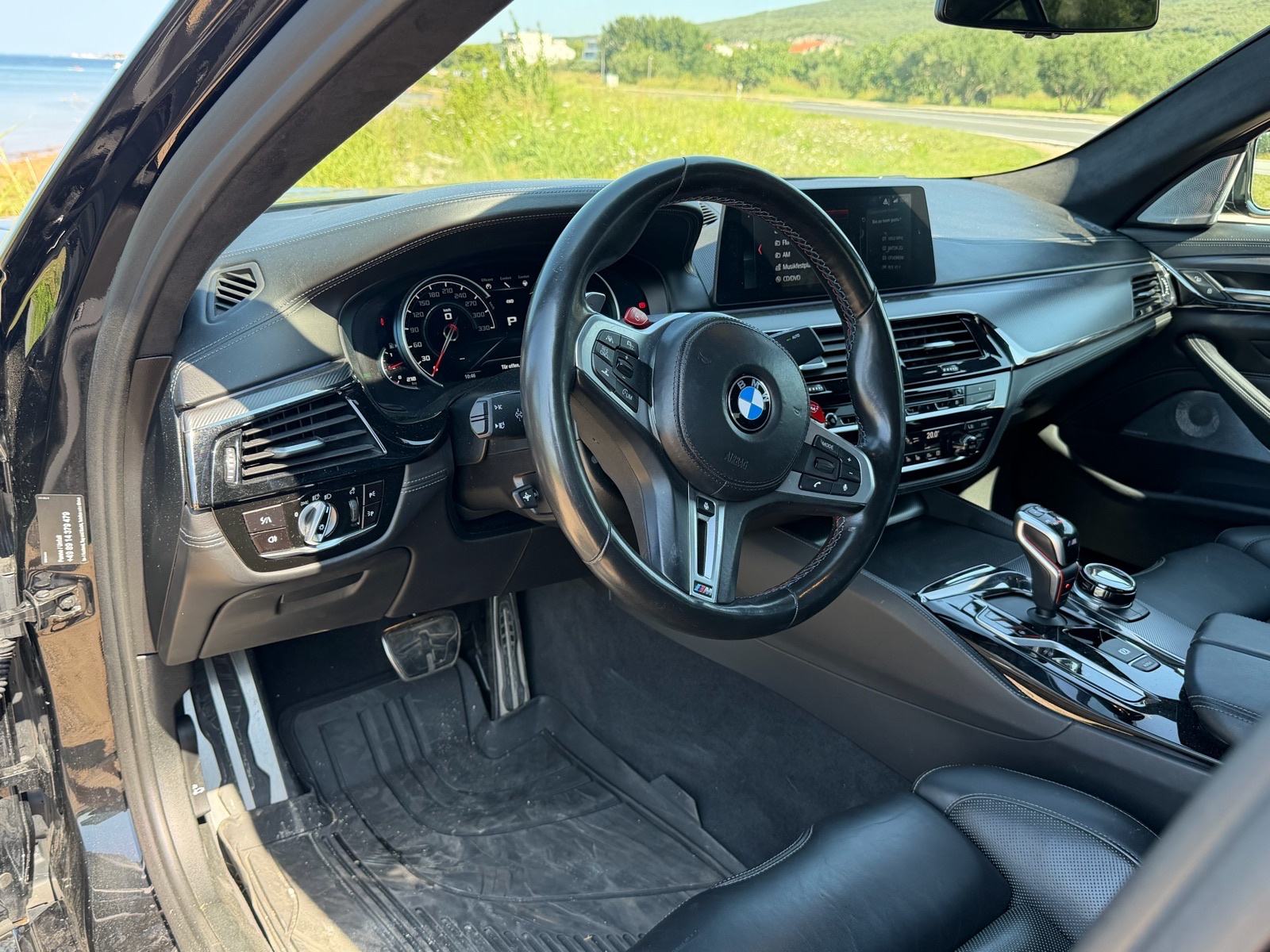 BMW M5 F90 automatik, fotografija 20