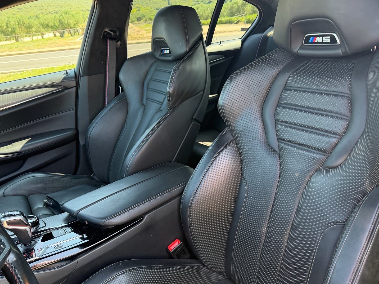 BMW M5 F90 automatik, fotografija 18