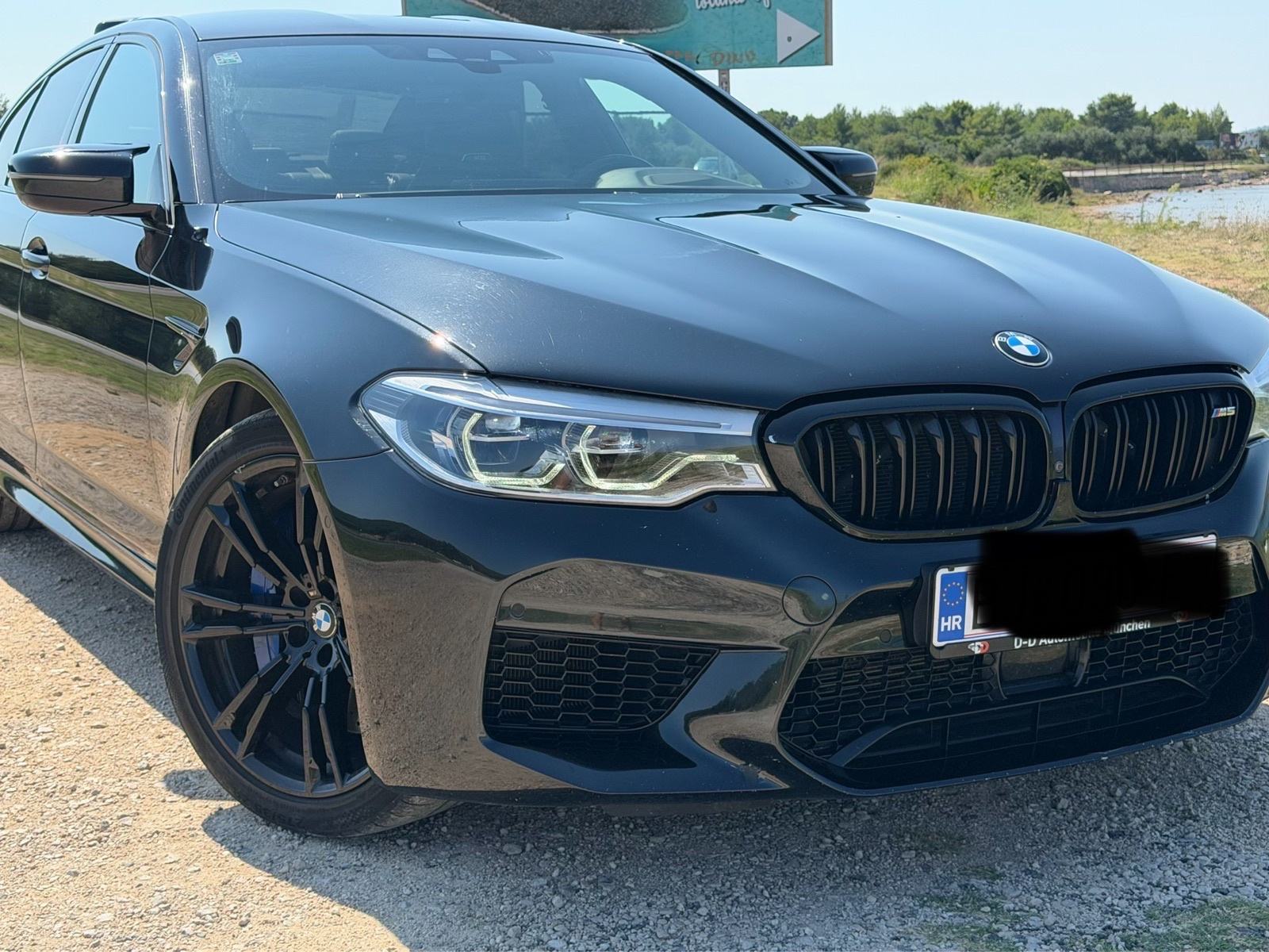 BMW M5 F90 automatik, pogled izvana - slika 2