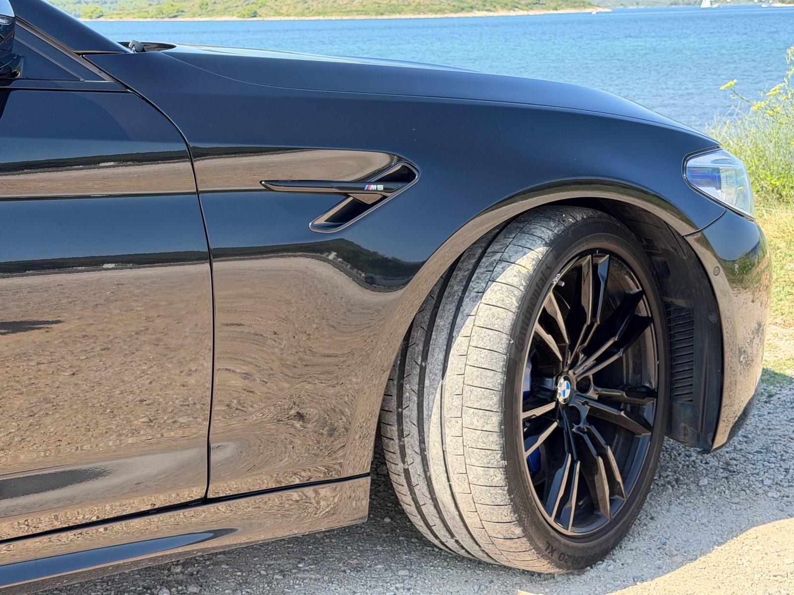 BMW M5 F90 automatik, fotografija 12