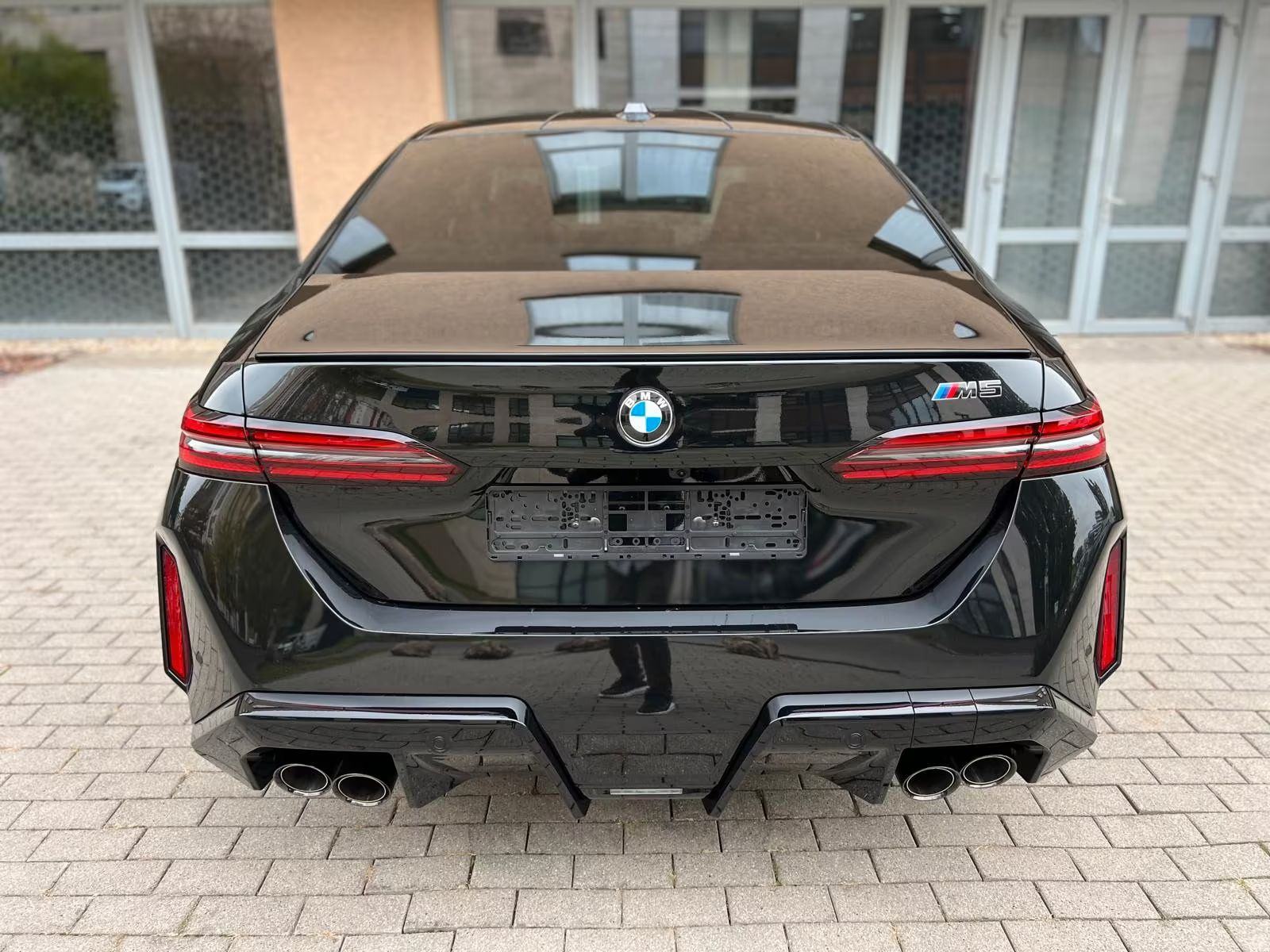 BMW M5 G90 V8 xD (727 KS) M-DRIVE, B&W, HUD, 360°, PANORAMA, ICONIC!!, fotografija 8