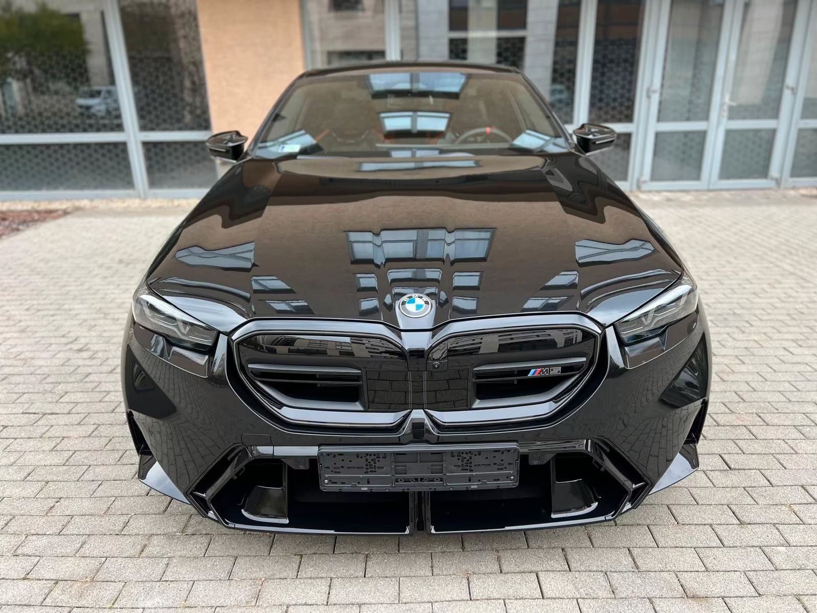 BMW M5 G90 V8 xD (727 KS) M-DRIVE, B&W, HUD, 360°, PANORAMA, ICONIC!!, fotografija 3