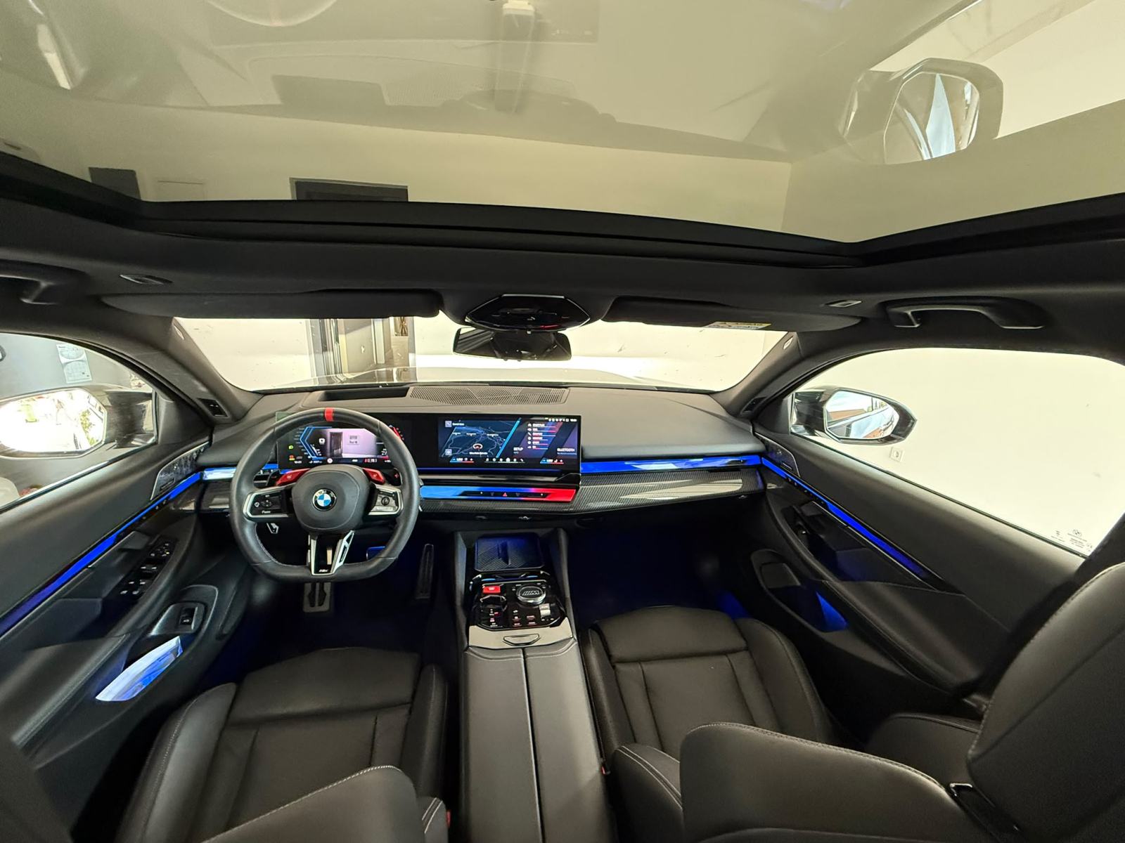 BMW M5 G90 V8 xD (727 KS) M-DRIVE, B&W, HUD, 360°, PANORAMA, ICONIC!!, fotografija 10