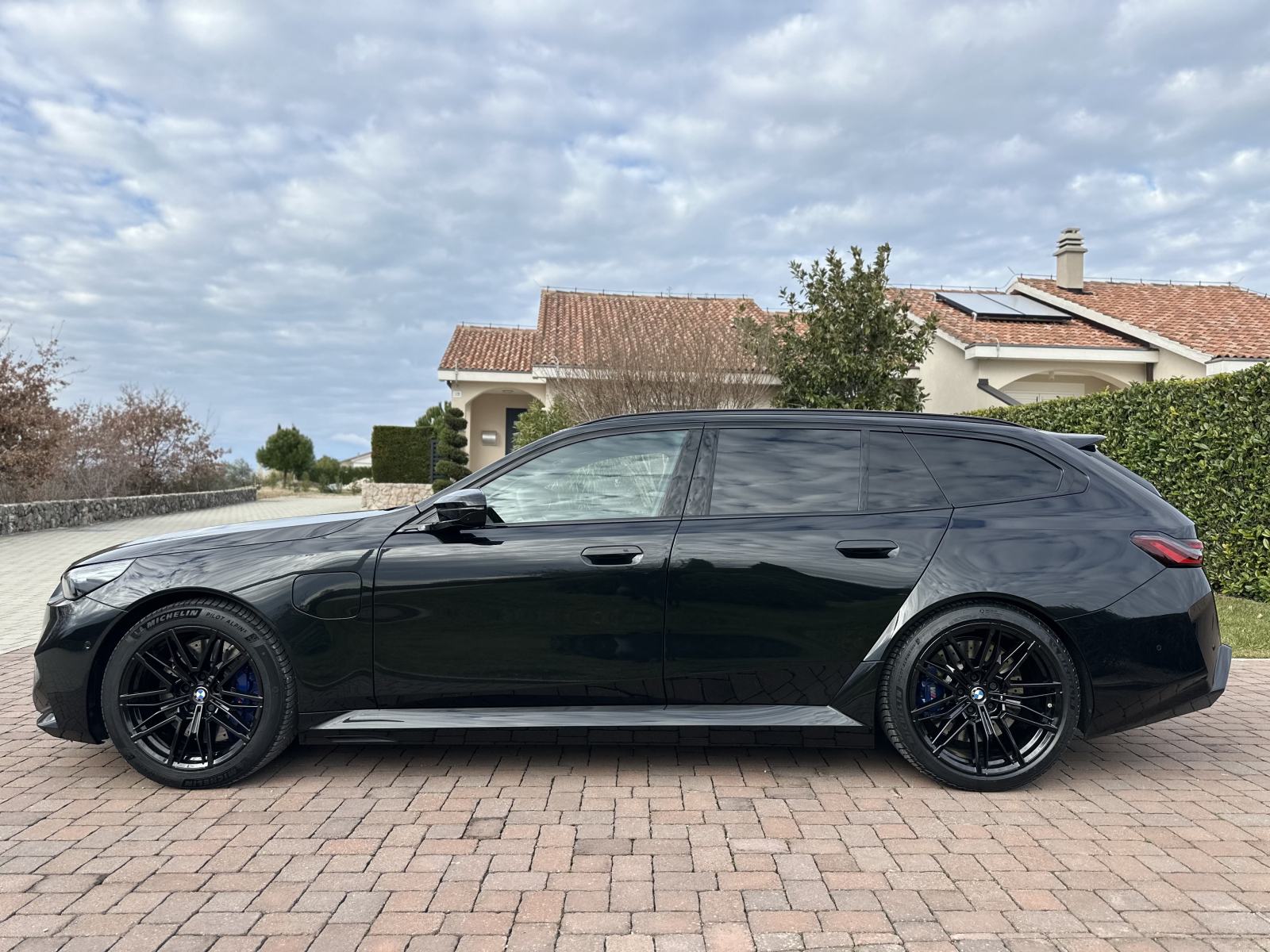 BMW M5 Touring / M Driver's paket / FULL *tvornička garancija*, fotografija 6