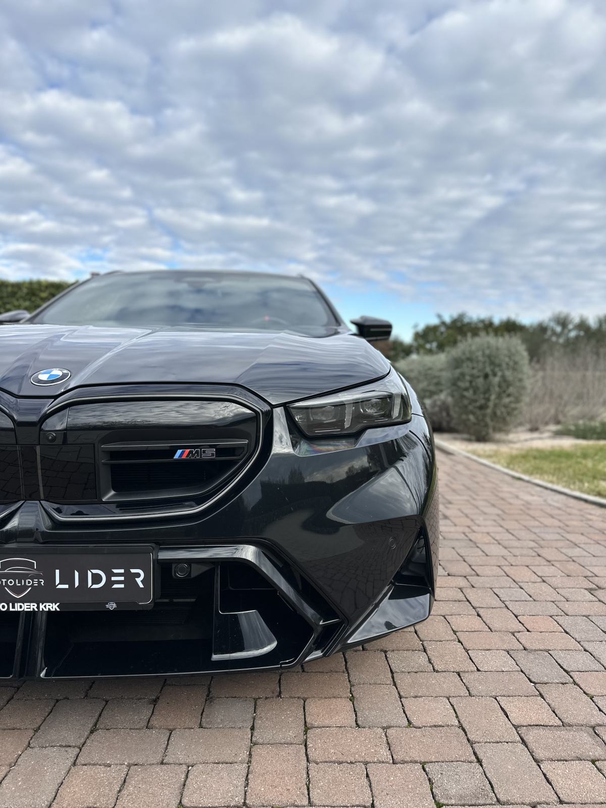 BMW M5 Touring / M Driver's paket / FULL *tvornička garancija*, fotografija 10