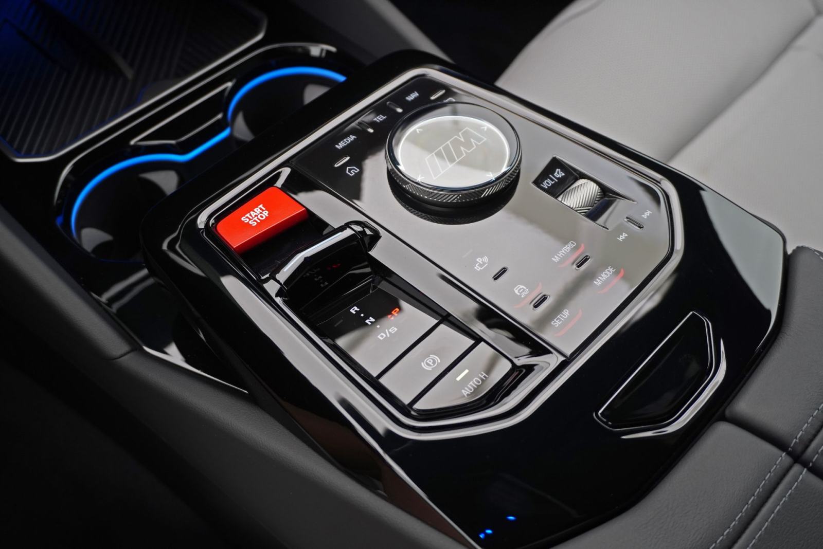 BMW M5 xDrive | Cjena uključuje troškove uvoza, fotografija 16