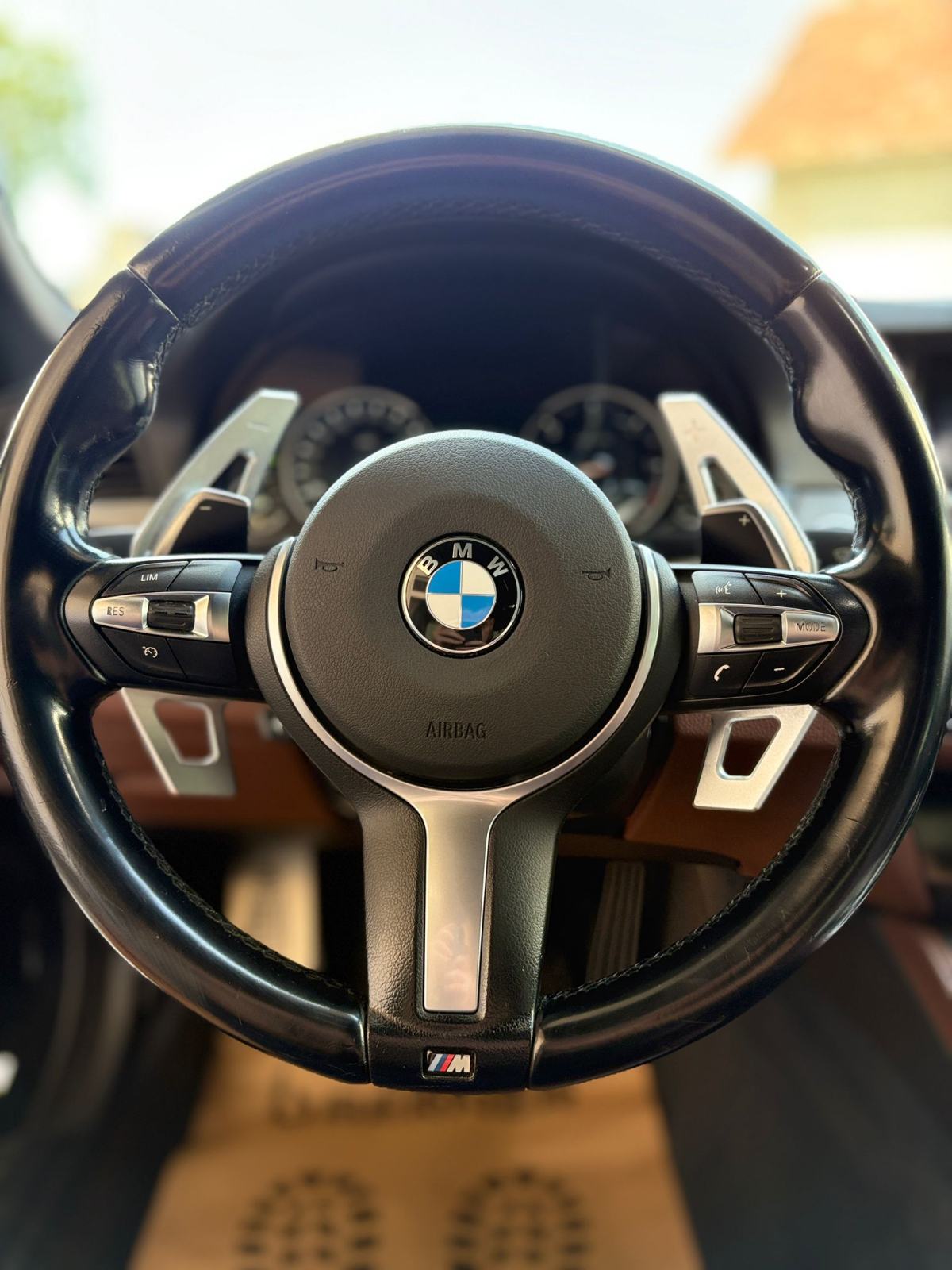 BMW M550d M-PAKET KLIMA U 3 ZONE F1 KOŽA SERVIS NOVE GUME REG 07/27, fotografija 10