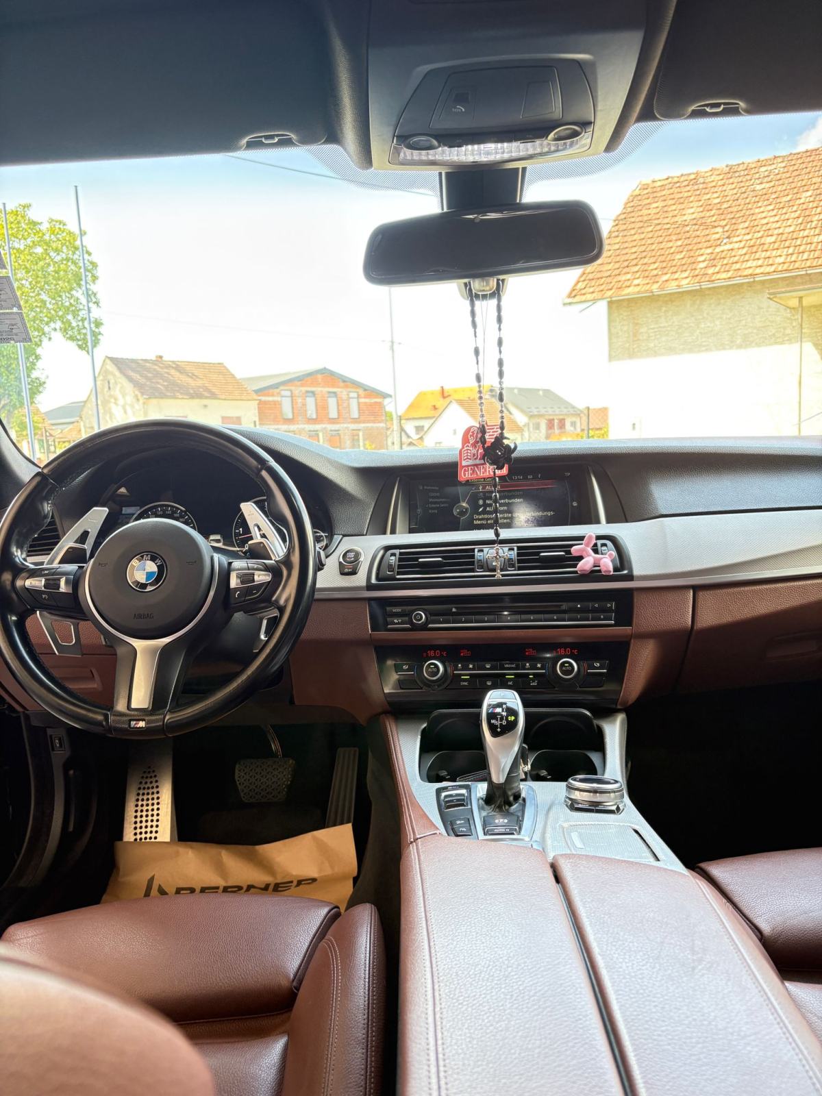BMW M550d M-PAKET KLIMA U 3 ZONE F1 KOŽA SERVIS NOVE GUME REG 07/27, pogled izvana - slika 2