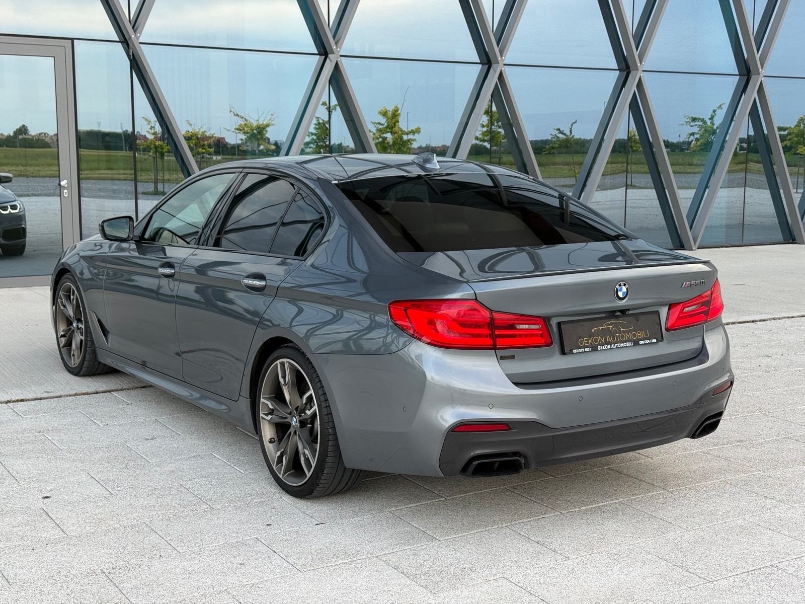 BMW M550i 4.4 V8 INDIVIDUAL,FULL OPREMA,SERVISNA,REG11/26,JAMSTVO, pogled izvana - slika 3