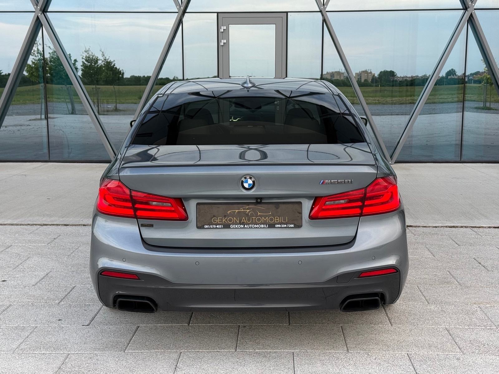 BMW M550i 4.4 V8 INDIVIDUAL,FULL OPREMA,SERVISNA,REG11/26,JAMSTVO, pogled izvana - slika 4