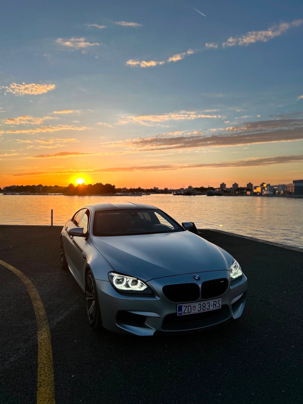 BMW M6 4.4 v8 automatik, fotografija 1