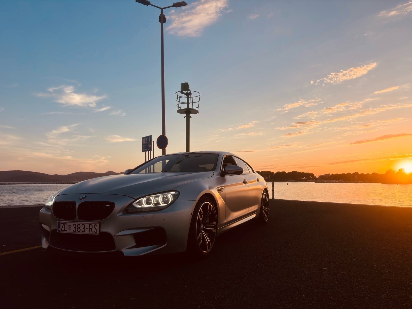BMW M6 4.4 v8 automatik, fotografija 5