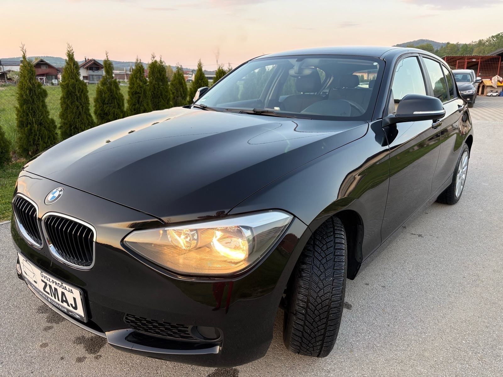 BMW serija 1 1,6i *KLIMA*REGISTRACIJA GODINU DANA*6 Brzina*Metalik*, fotografija 4