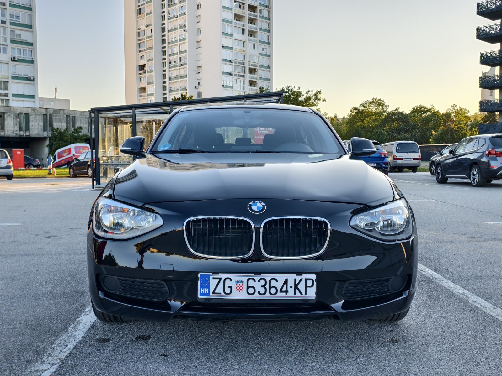 BMW serija 1 114d, BMW 1.6 motor, 10/2013, 213 tkm, reg. 1 godinu, pogled izvana - slika 1