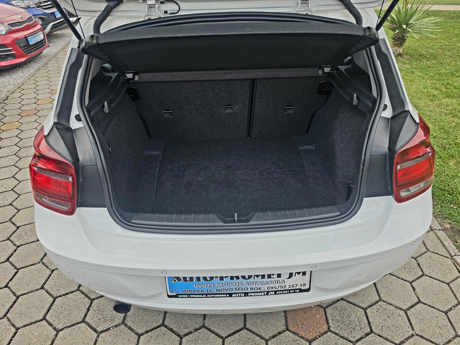 BMW serija 1 114i 1.6 BENZIN,,ODLIČAN,,SERVISNA,,149488KM, fotografija 16
