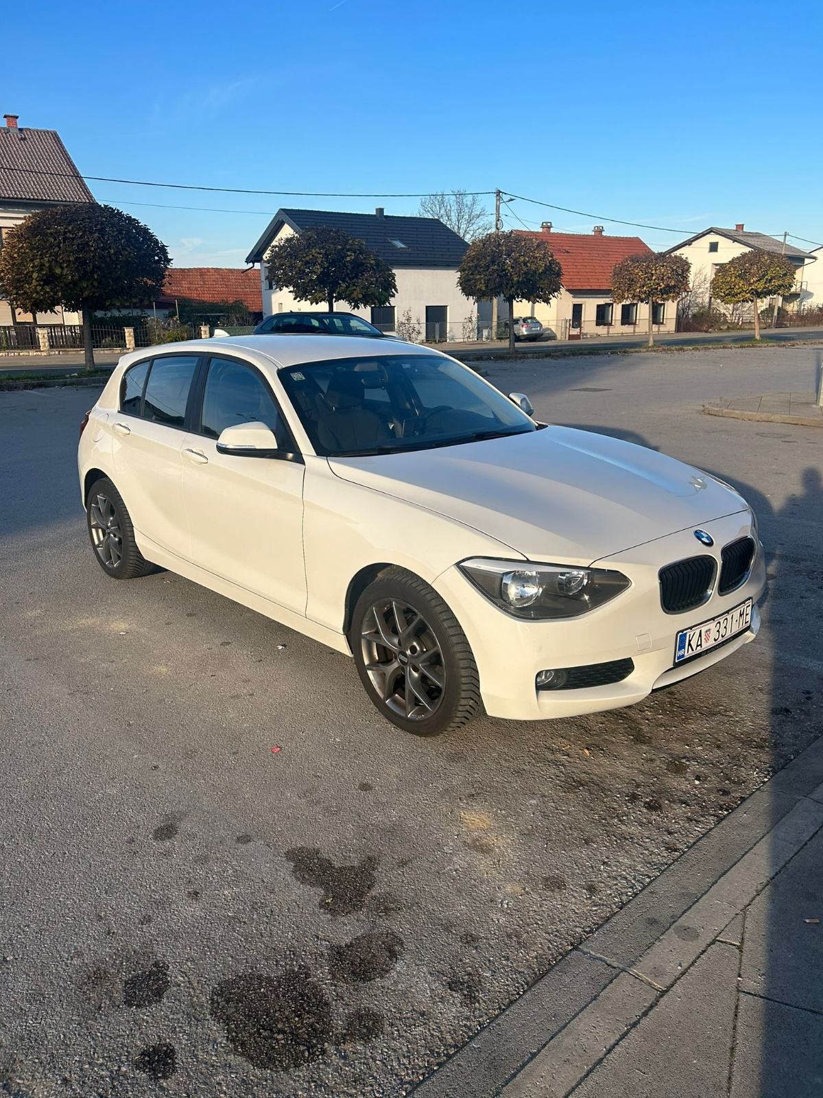 BMW serija 1 114i, fotografija 3