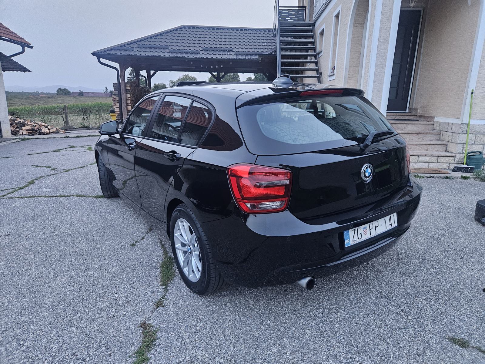 BMW serija 1 114i, fotografija 3