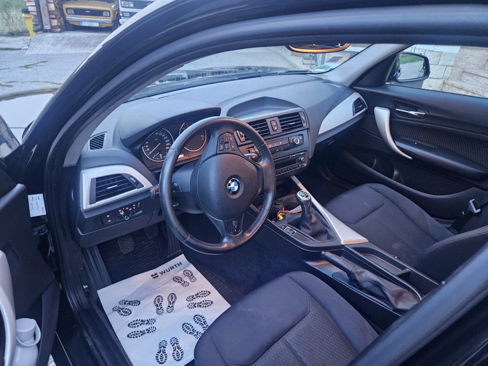 BMW serija 1 114i, fotografija 4